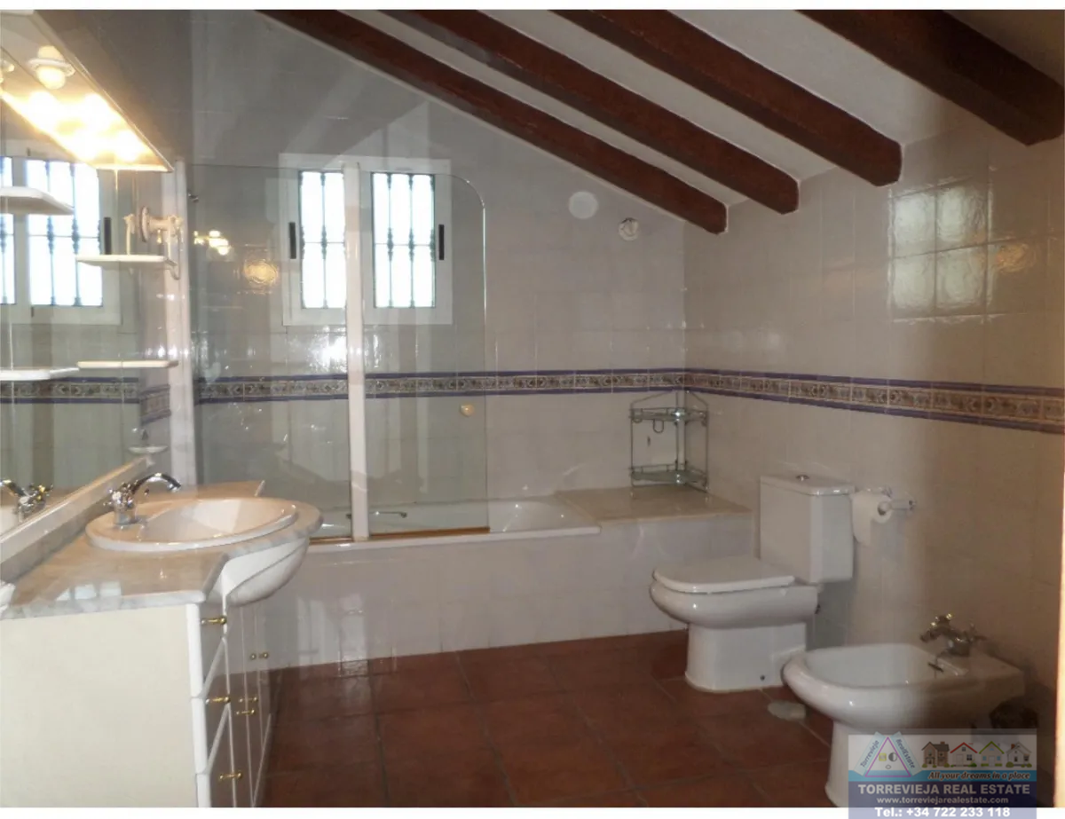 Venta de chalet en Orihuela