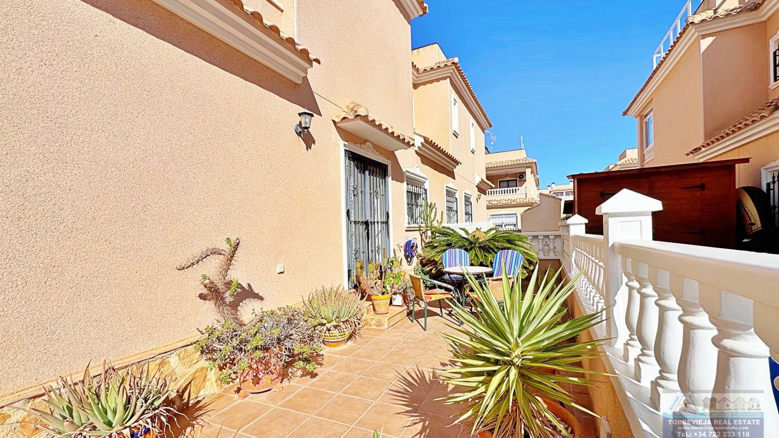 Venta de villa en Orihuela costa