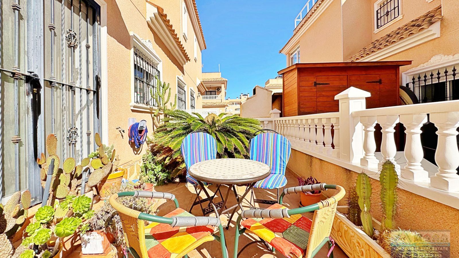 Venta de villa en Orihuela costa