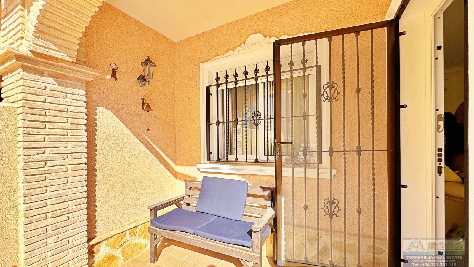 Venta de villa en Orihuela costa