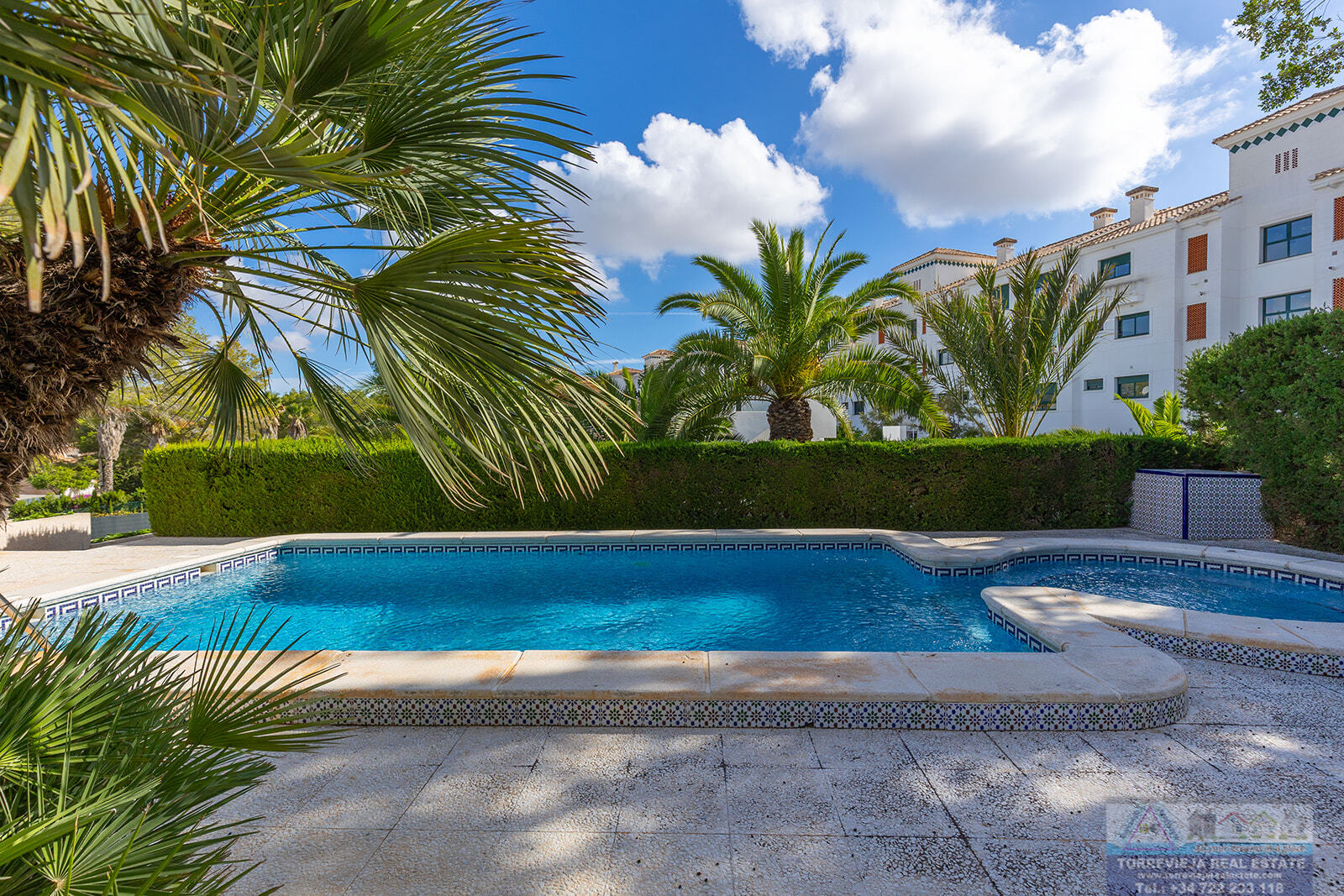 Venta de villa en Orihuela costa