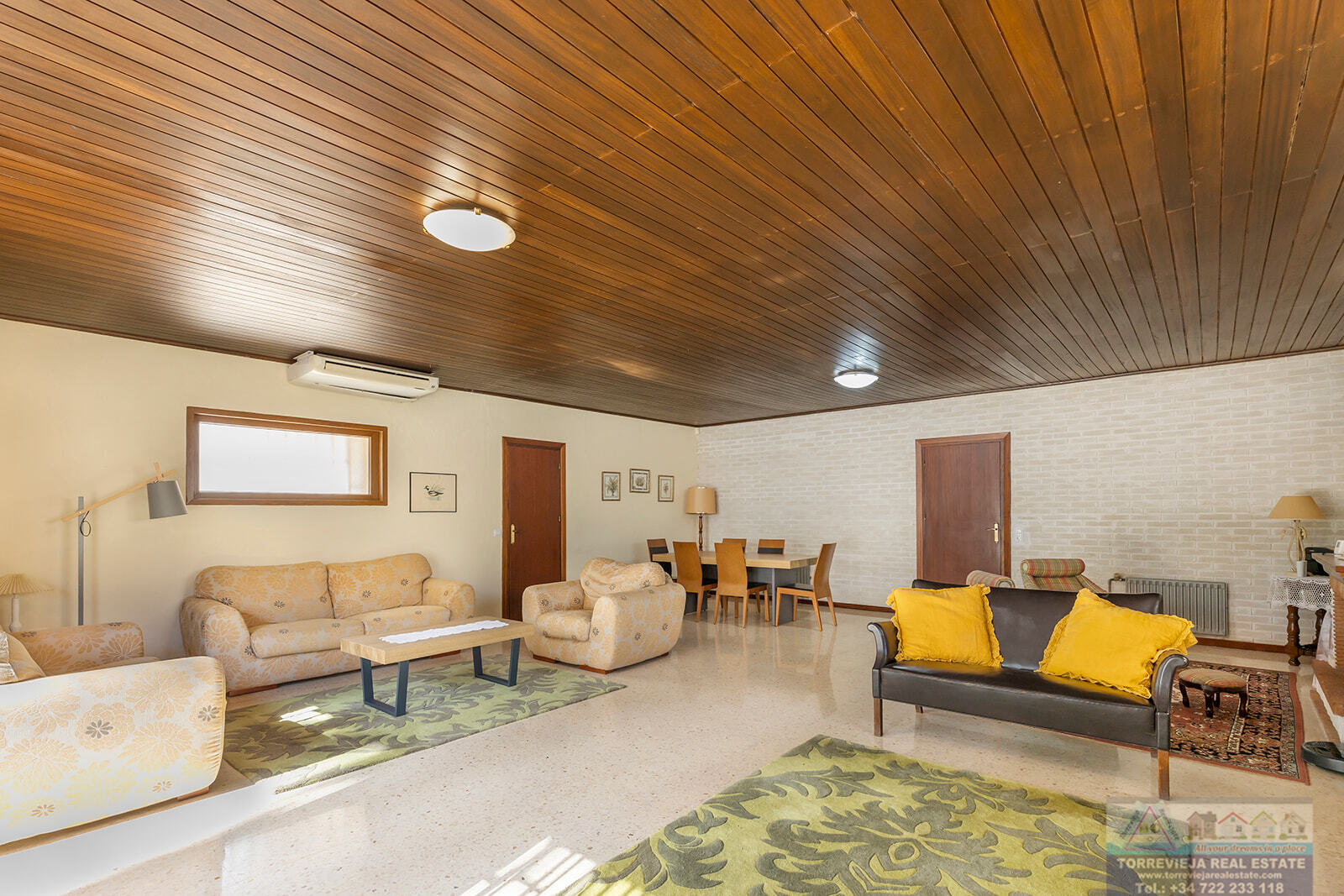 Venta de villa en Orihuela costa