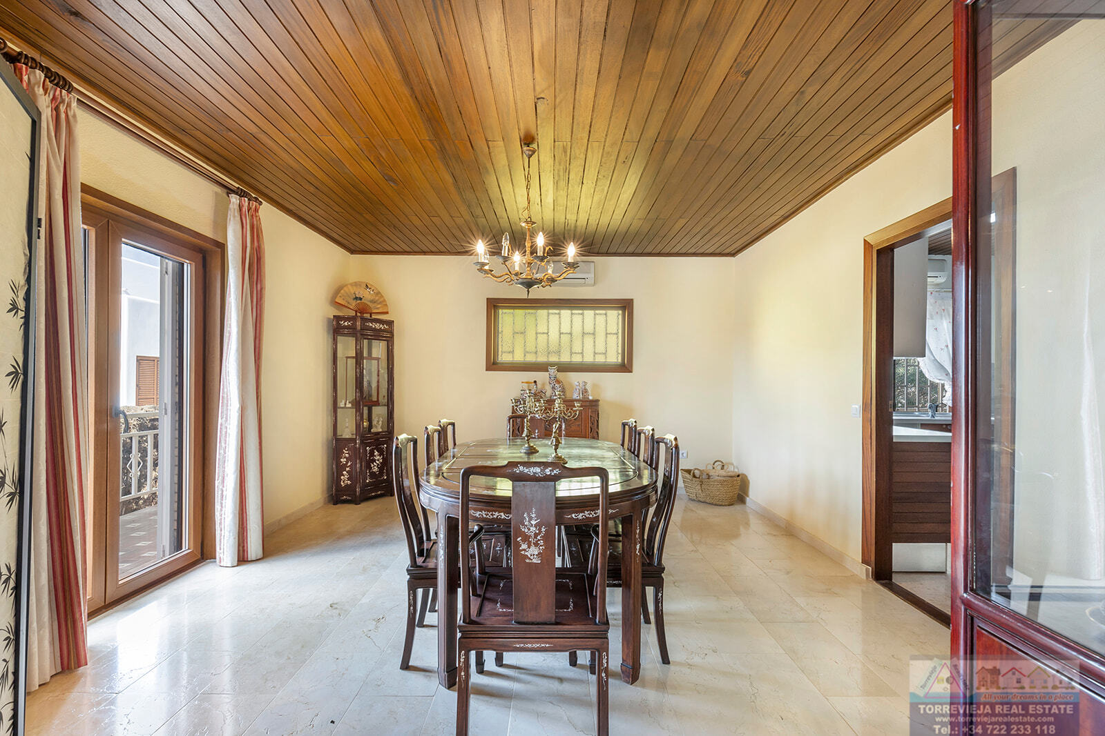 Venta de villa en Orihuela costa