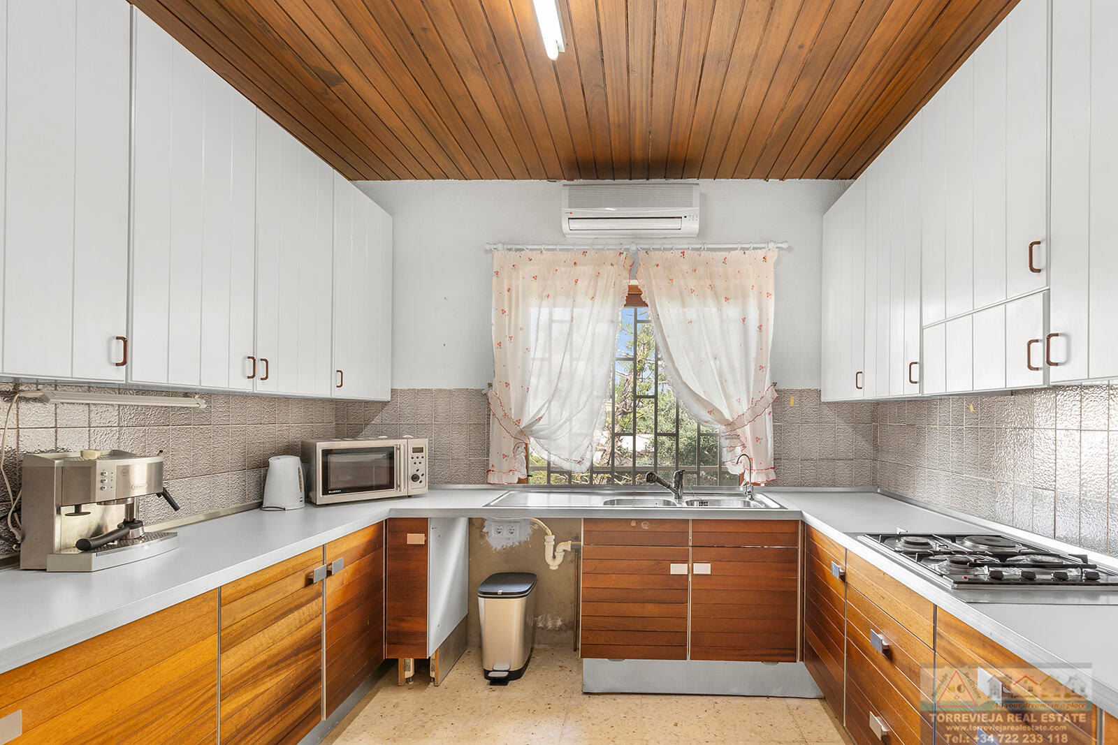 Venta de villa en Orihuela costa