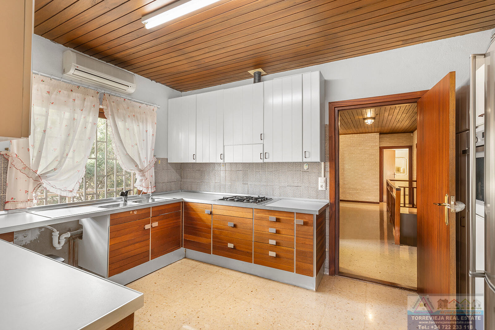 Venta de villa en Orihuela costa