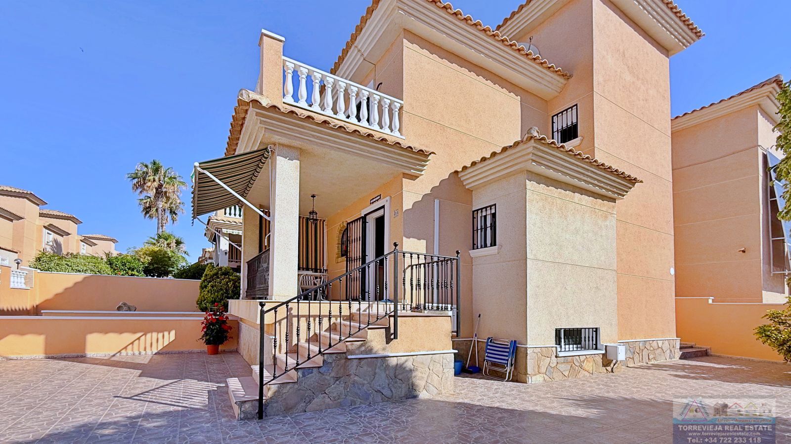 Venta de villa en Orihuela