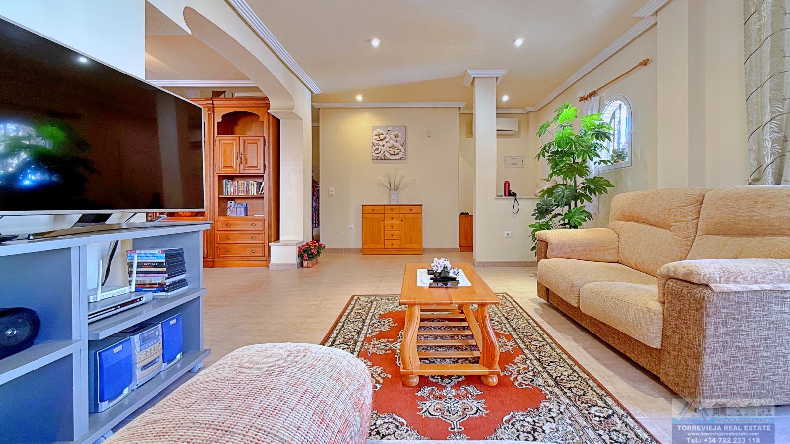 Venta de villa en Orihuela