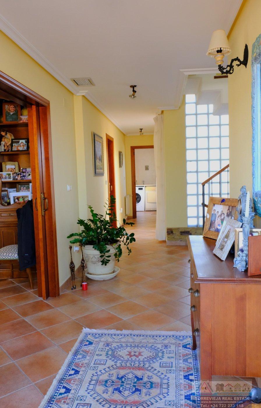 Venta de chalet en Orihuela