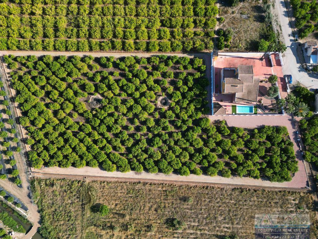 Venta de chalet en Orihuela