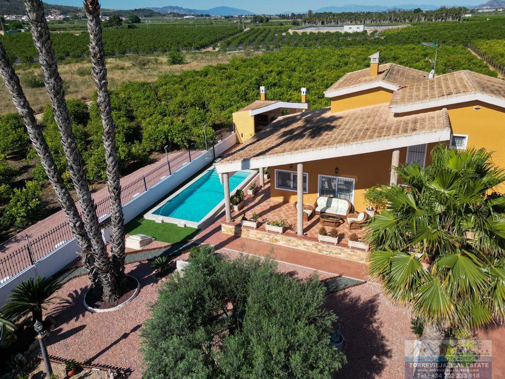 Venta de chalet en Orihuela