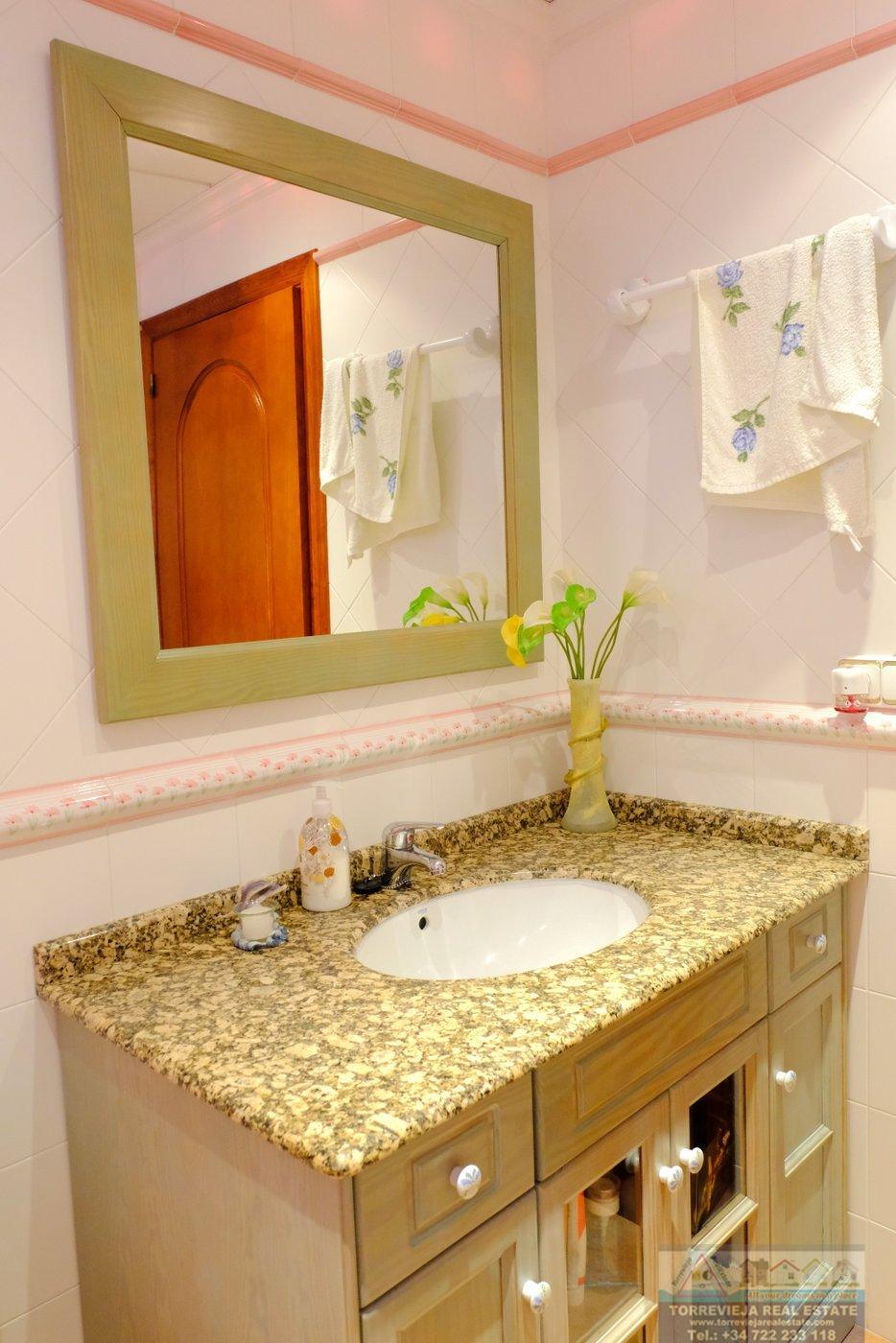 Venta de chalet en Orihuela