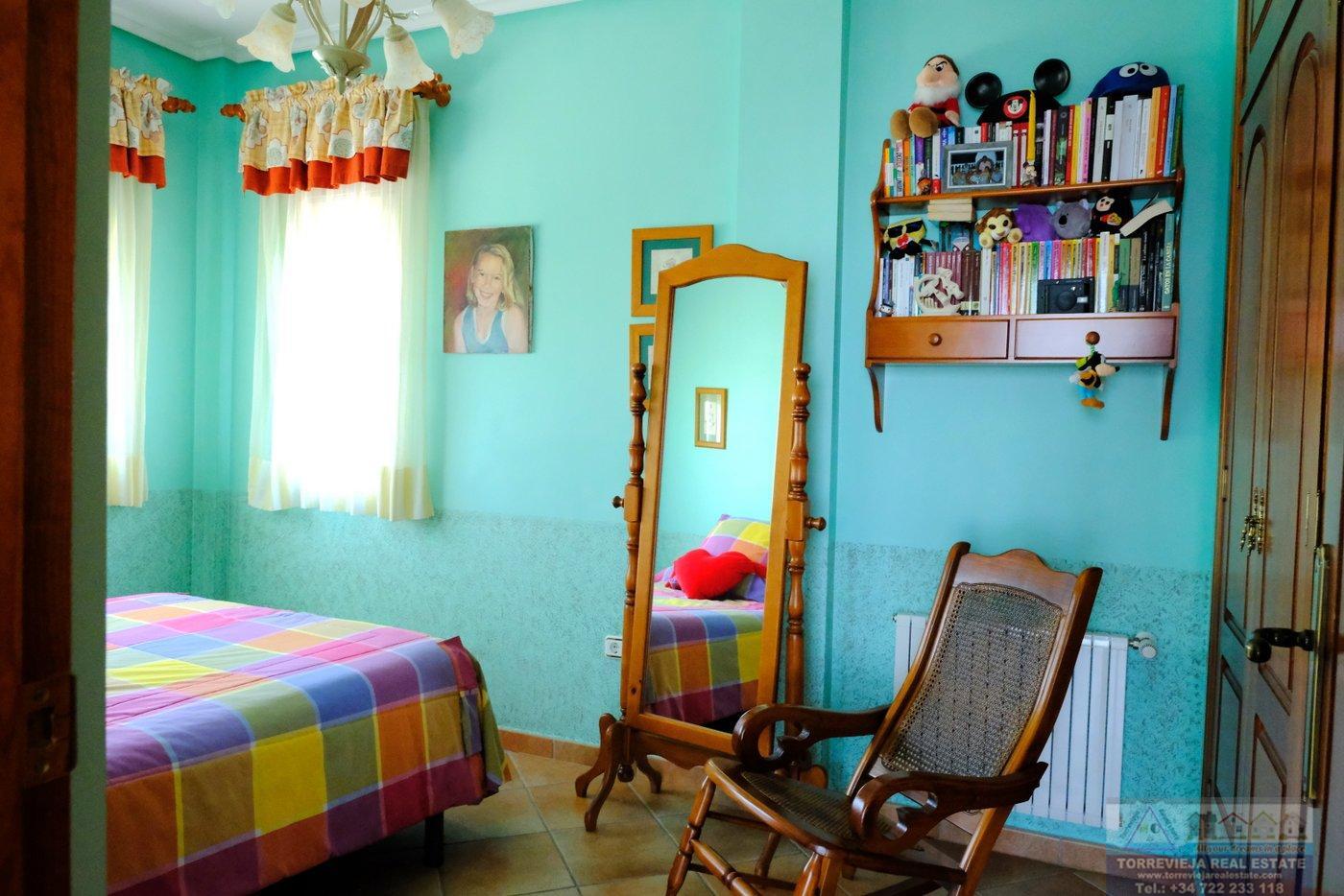 Venta de chalet en Orihuela