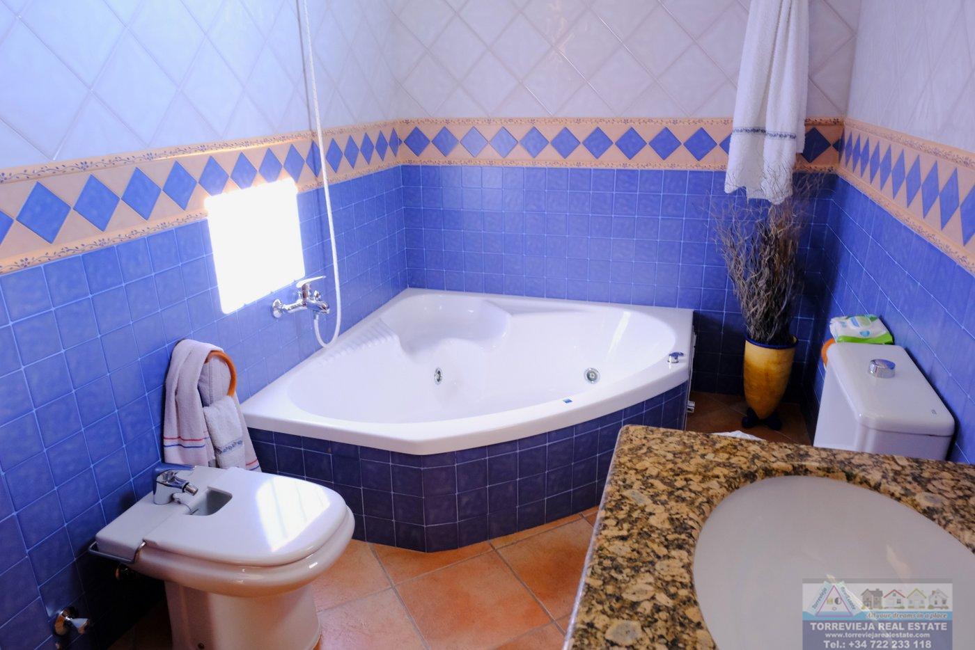 Venta de chalet en Orihuela