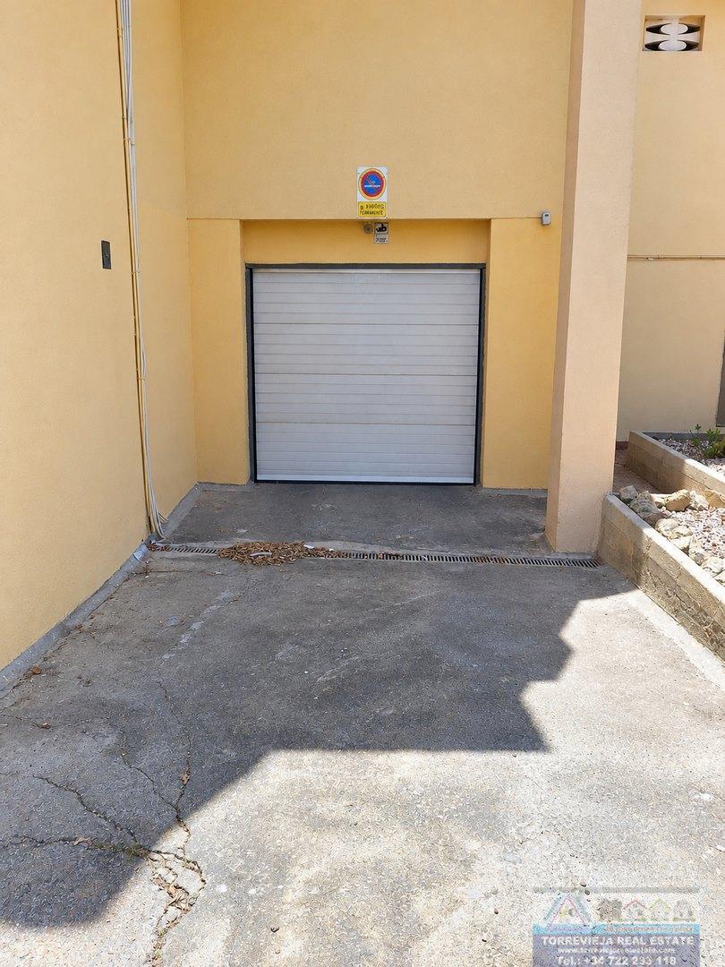 Venta de garaje en Torrevieja