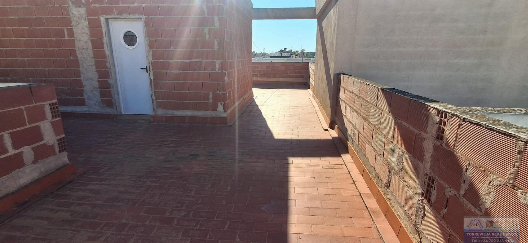 Venta de local en Orihuela