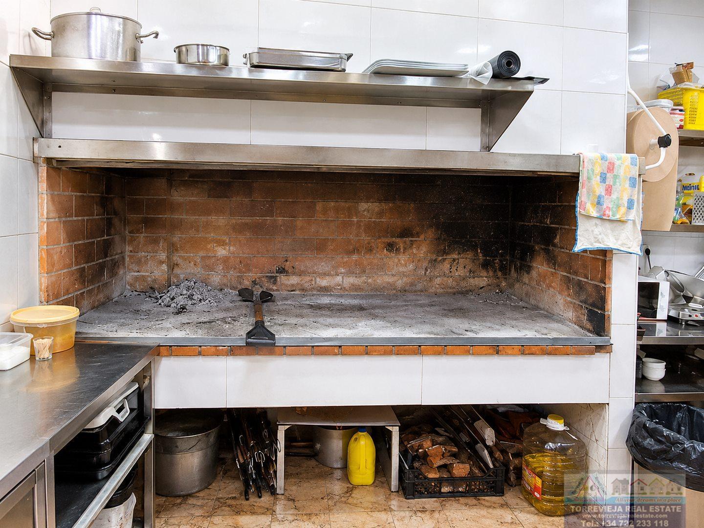 Venta de local en Orihuela