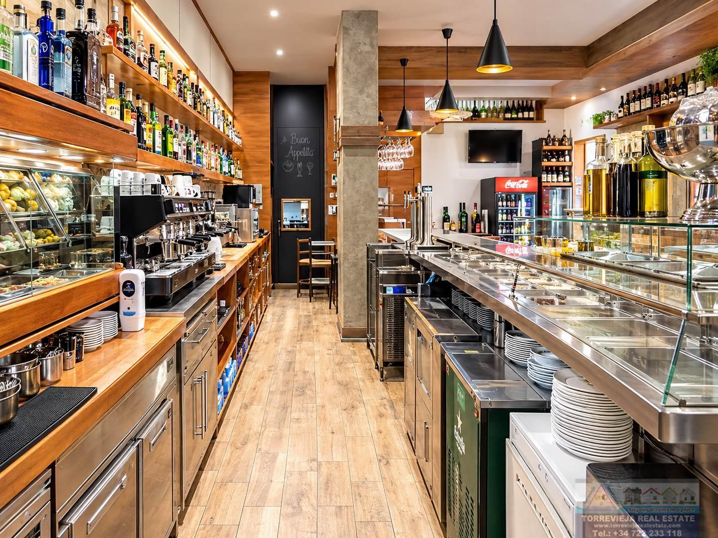 Venta de local en Orihuela