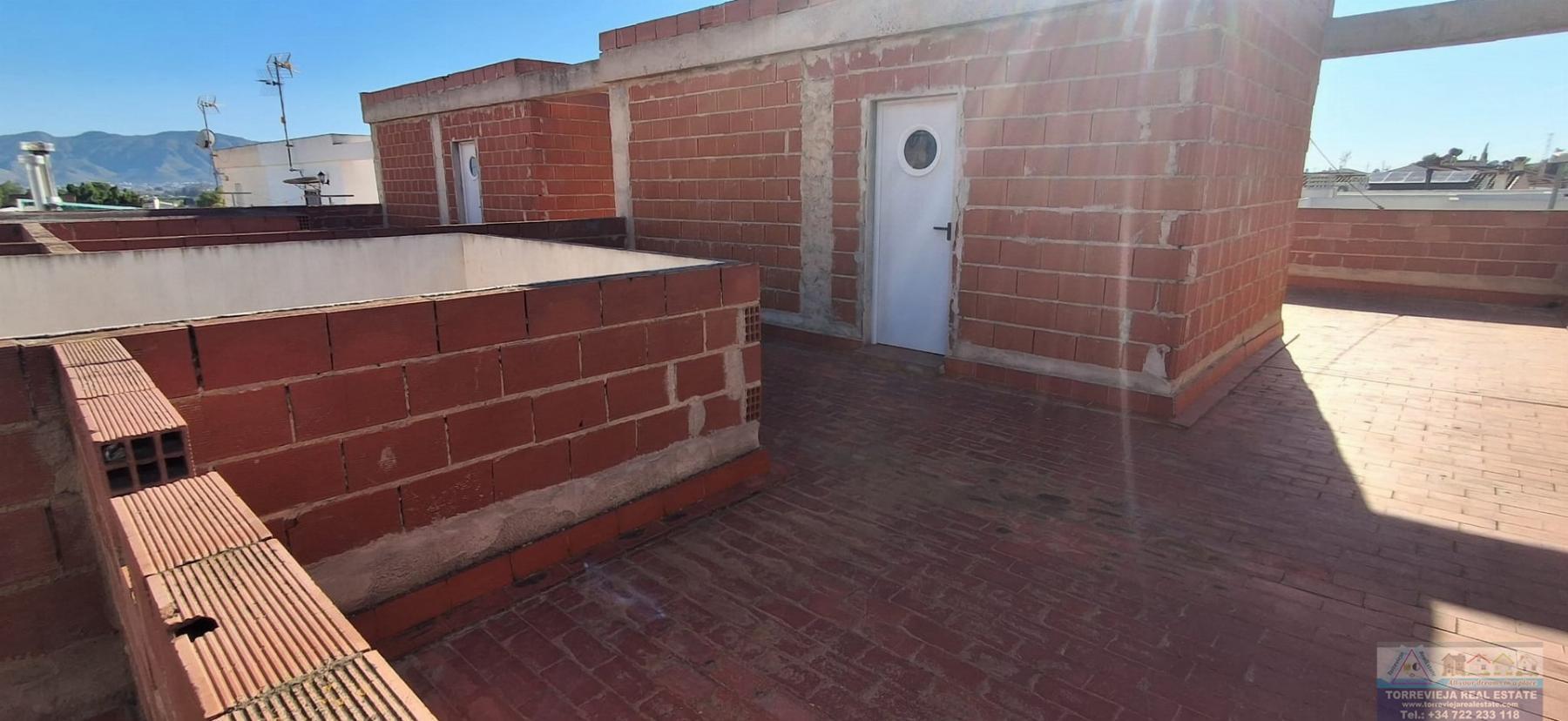 Venta de local en Orihuela