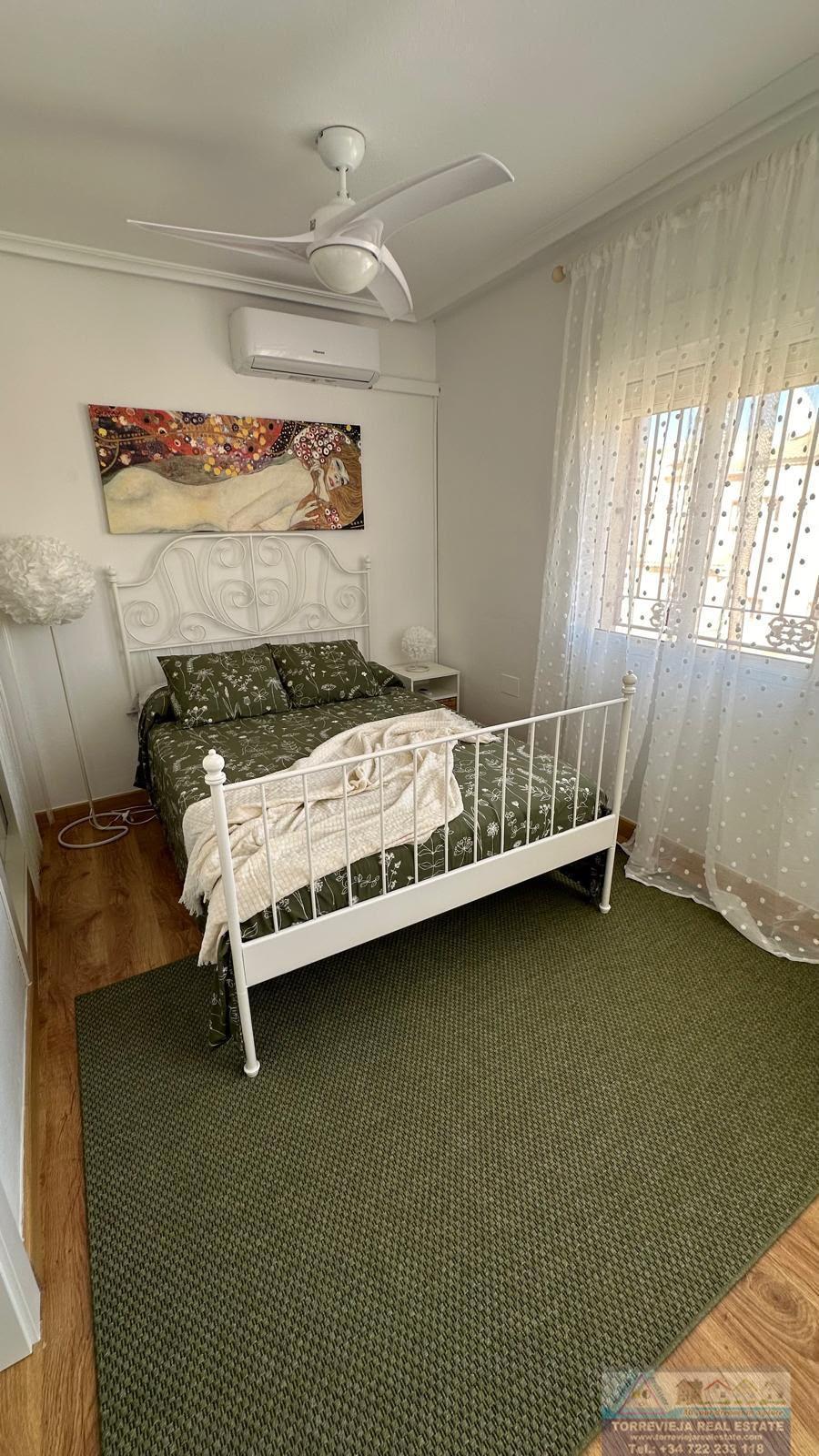 Venta de chalet en Torrevieja