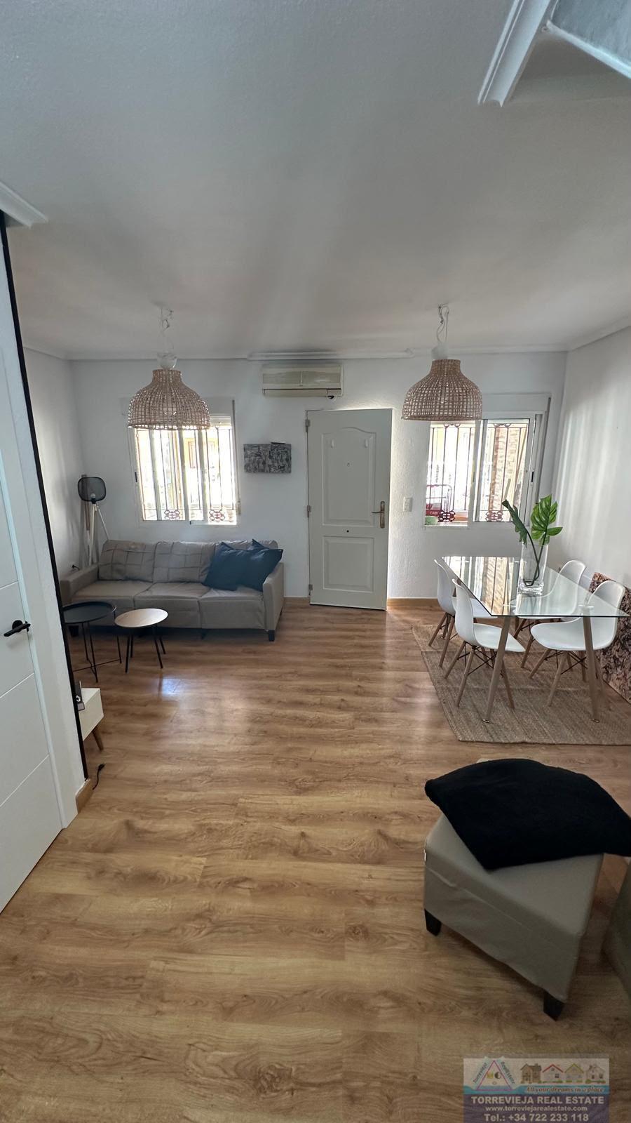 Venta de chalet en Torrevieja