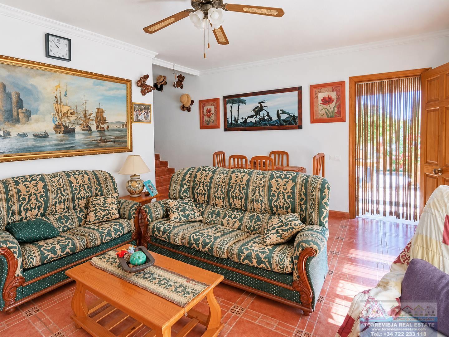 Venta de chalet en San Miguel de Salinas