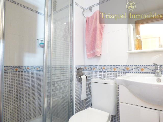 For sale of apartment in Alcaucín