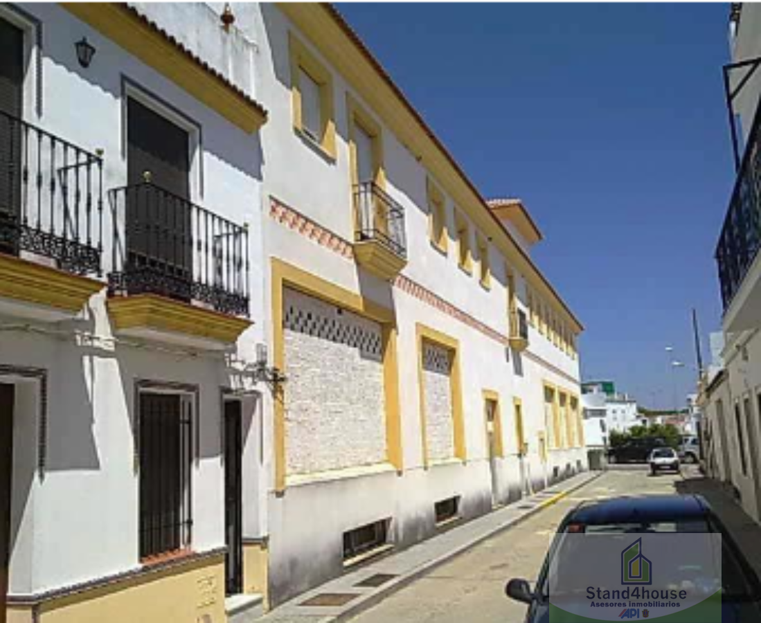 Venta de local comercial en Trigueros