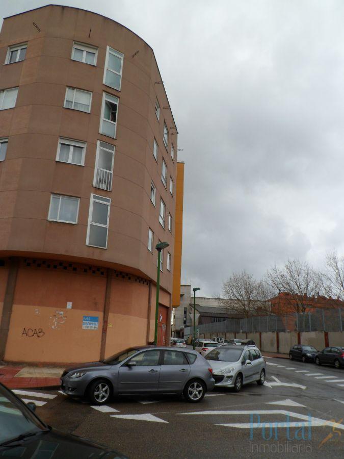 Venta de local comercial en Burgos