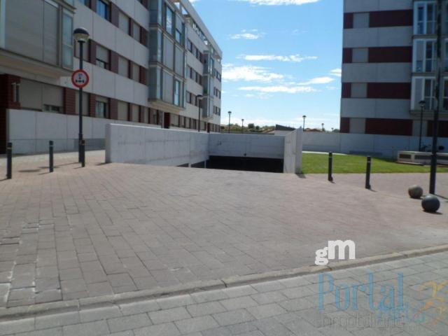For sale of penthouse in Burgos