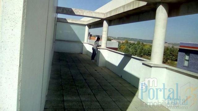 For sale of penthouse in Burgos