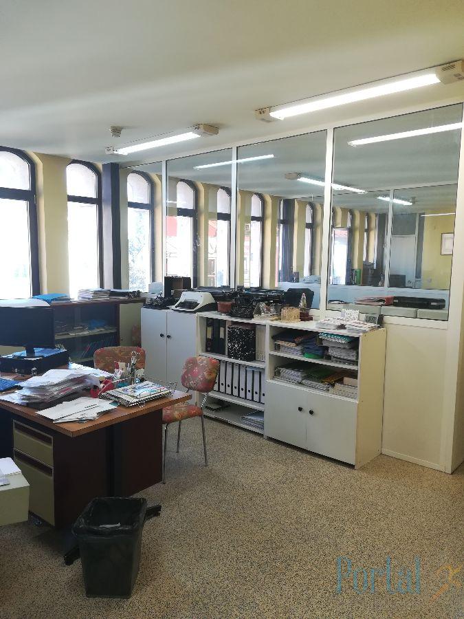 For sale of office in Burgos