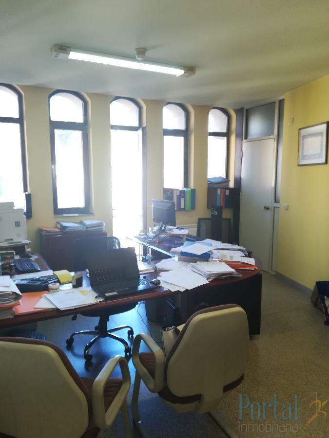 For sale of office in Burgos