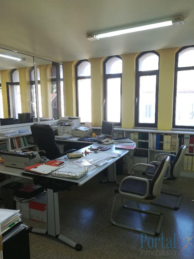 For sale of office in Burgos