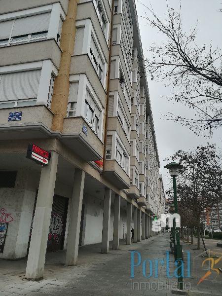 For rent of commercial in Burgos