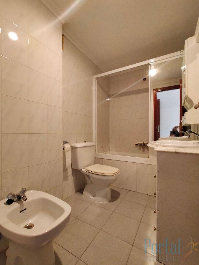 For sale of flat in Burgos
