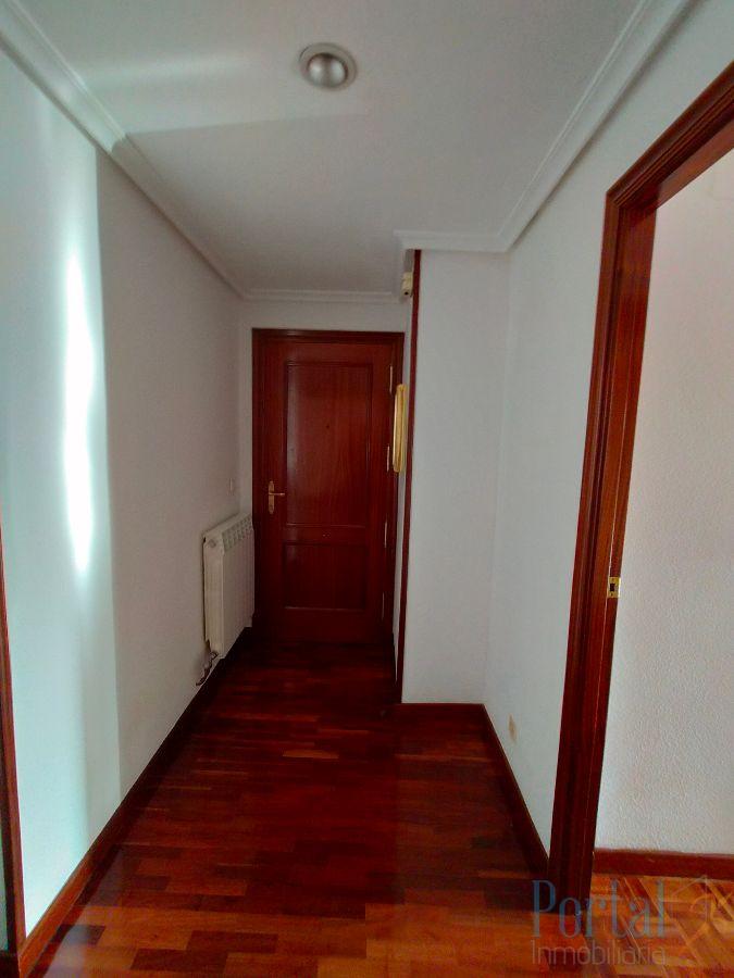For sale of flat in Burgos