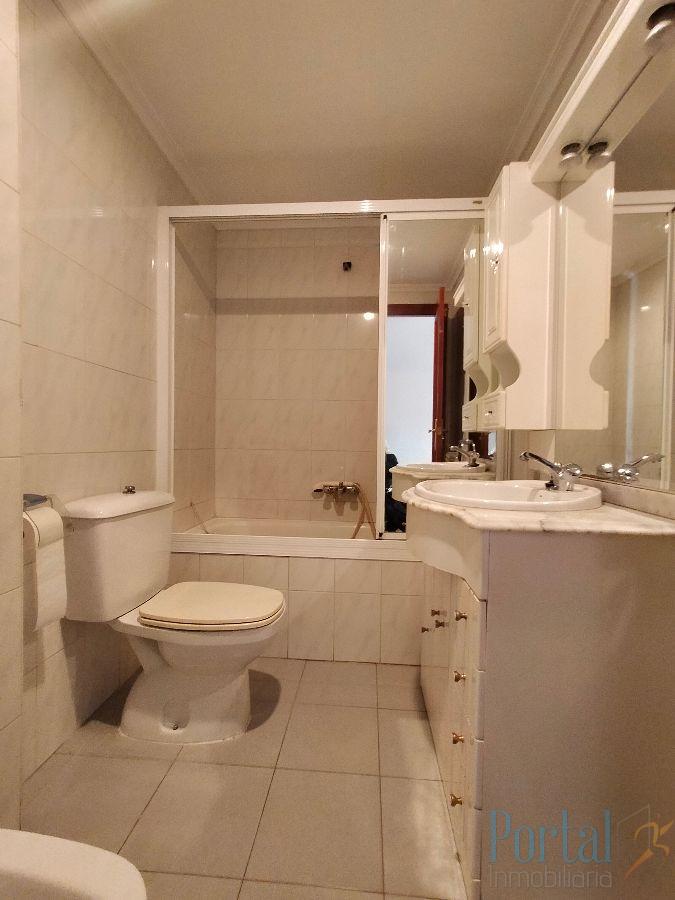 For sale of flat in Burgos