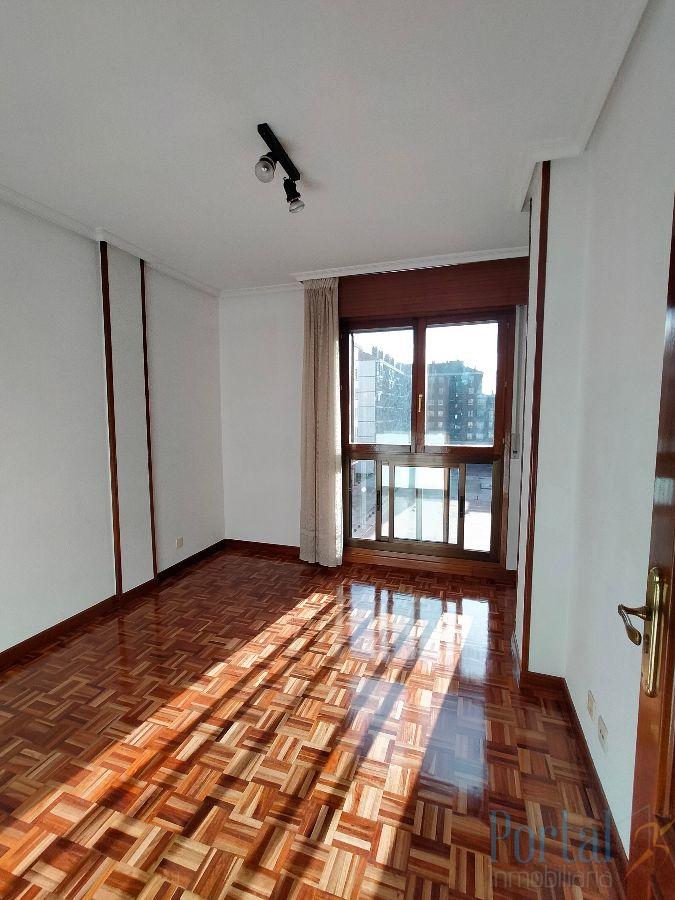 For sale of flat in Burgos