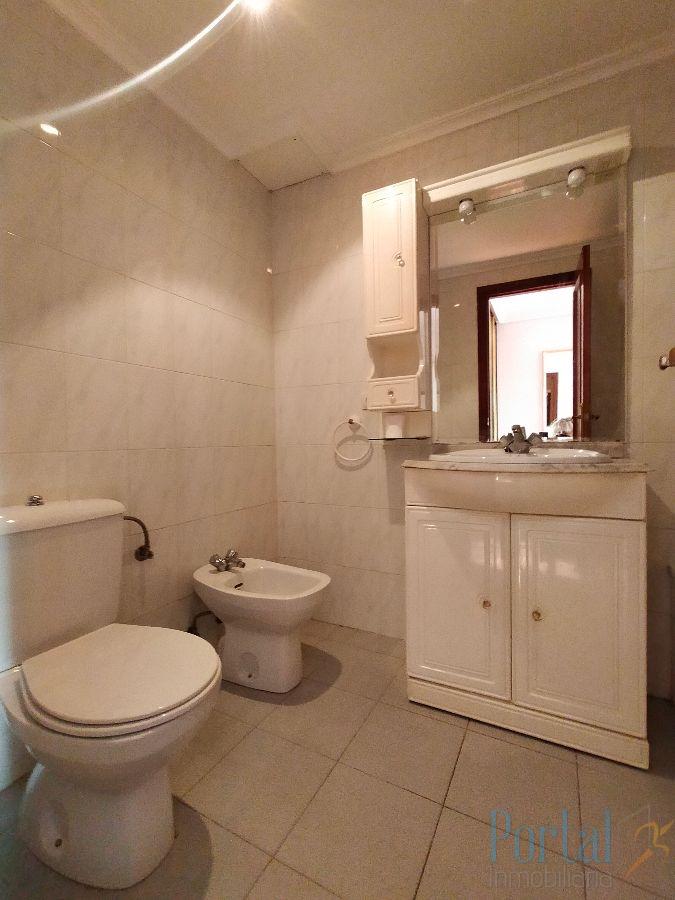 For sale of flat in Burgos