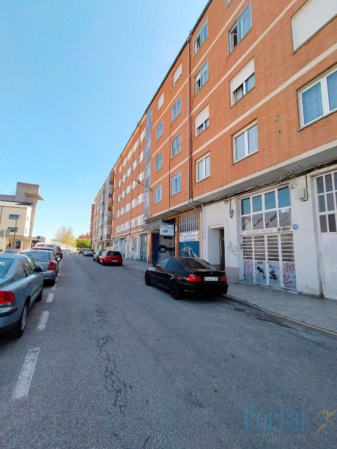 Venta de local comercial en Burgos