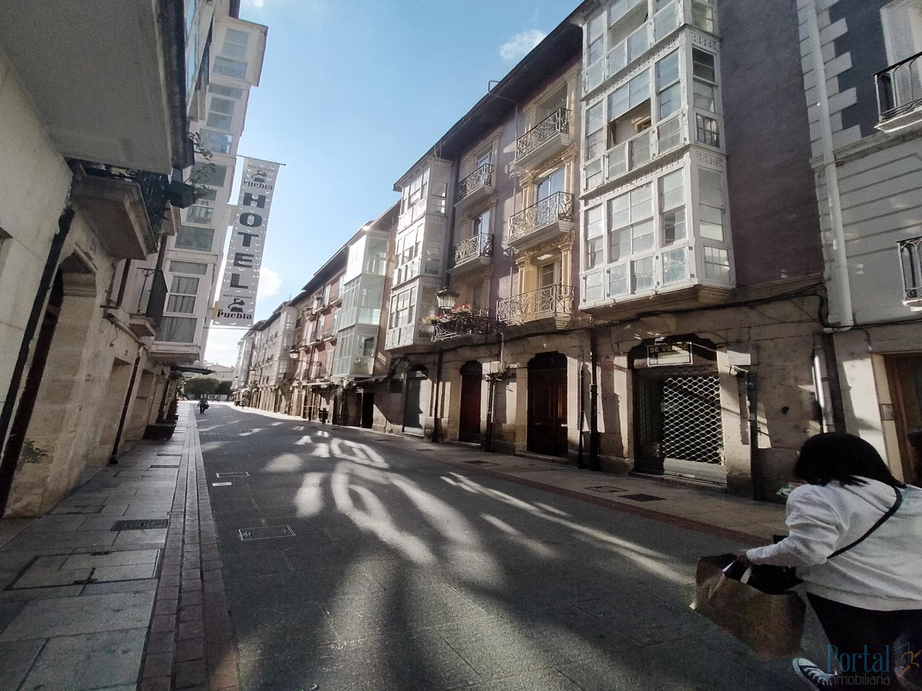 For sale of flat in Burgos