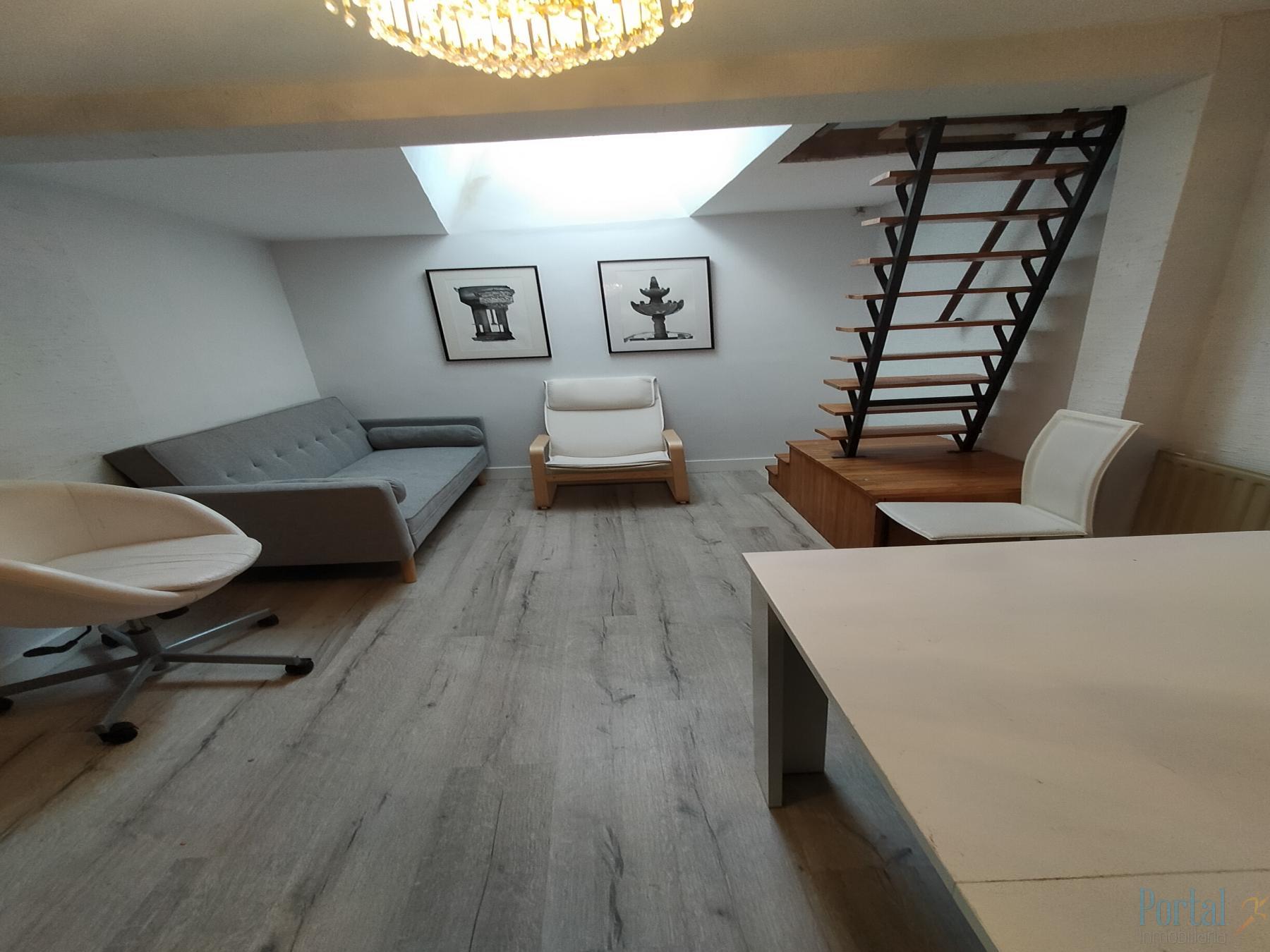 For sale of flat in Burgos