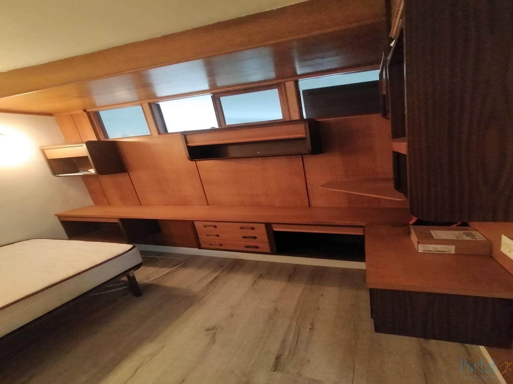 For sale of flat in Burgos