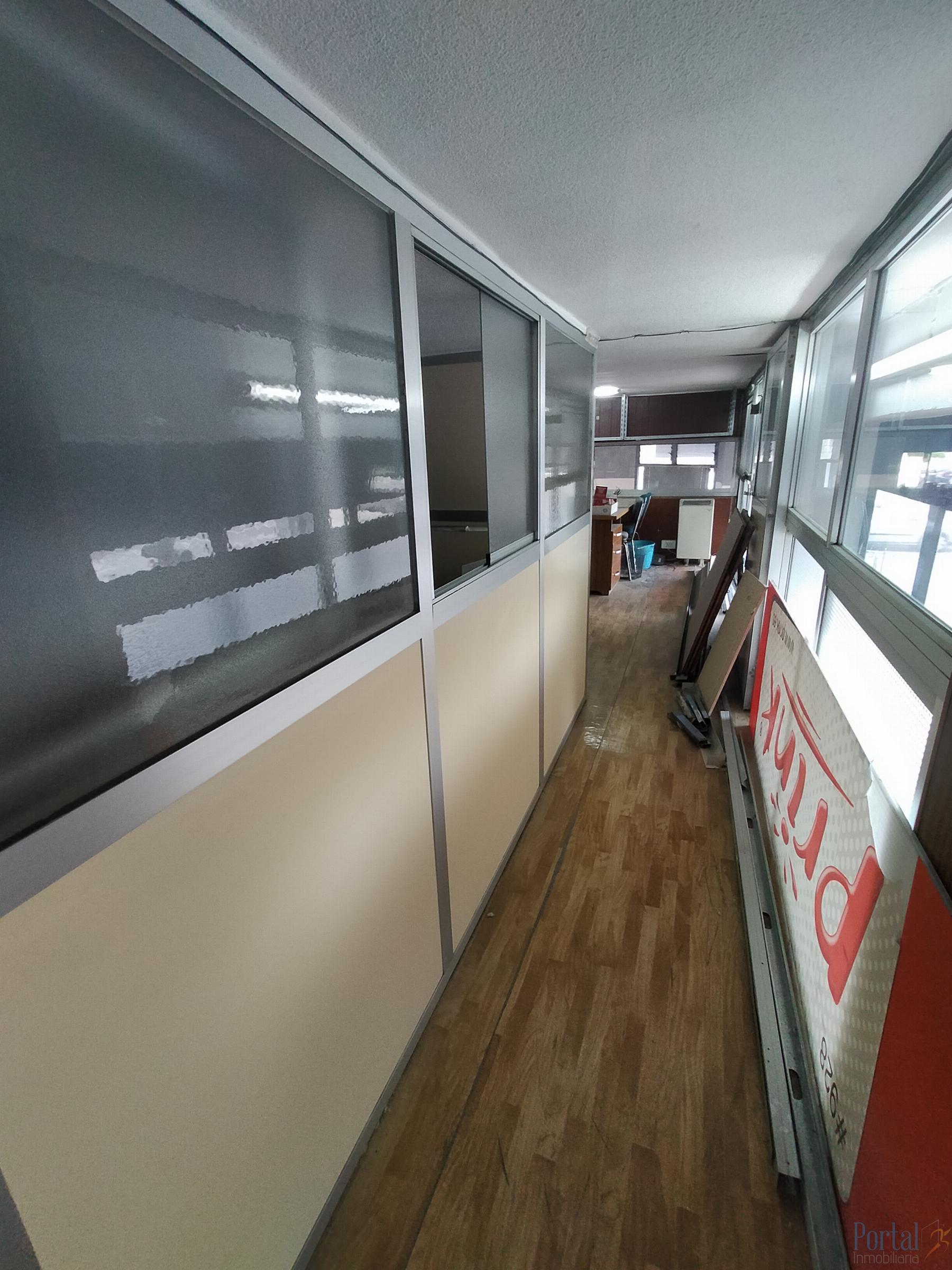 For rent of commercial in Burgos
