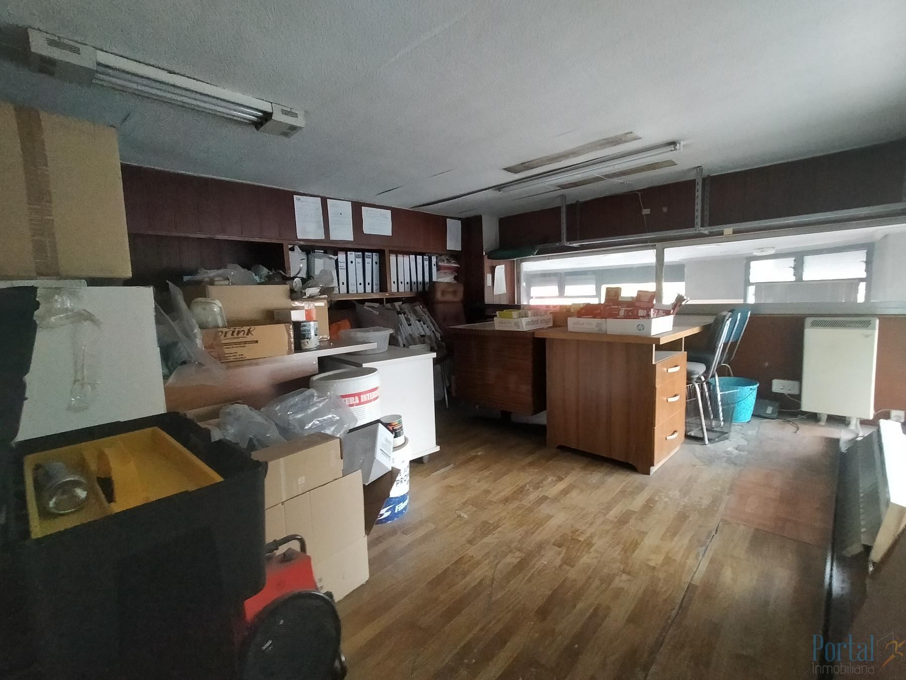 For rent of commercial in Burgos