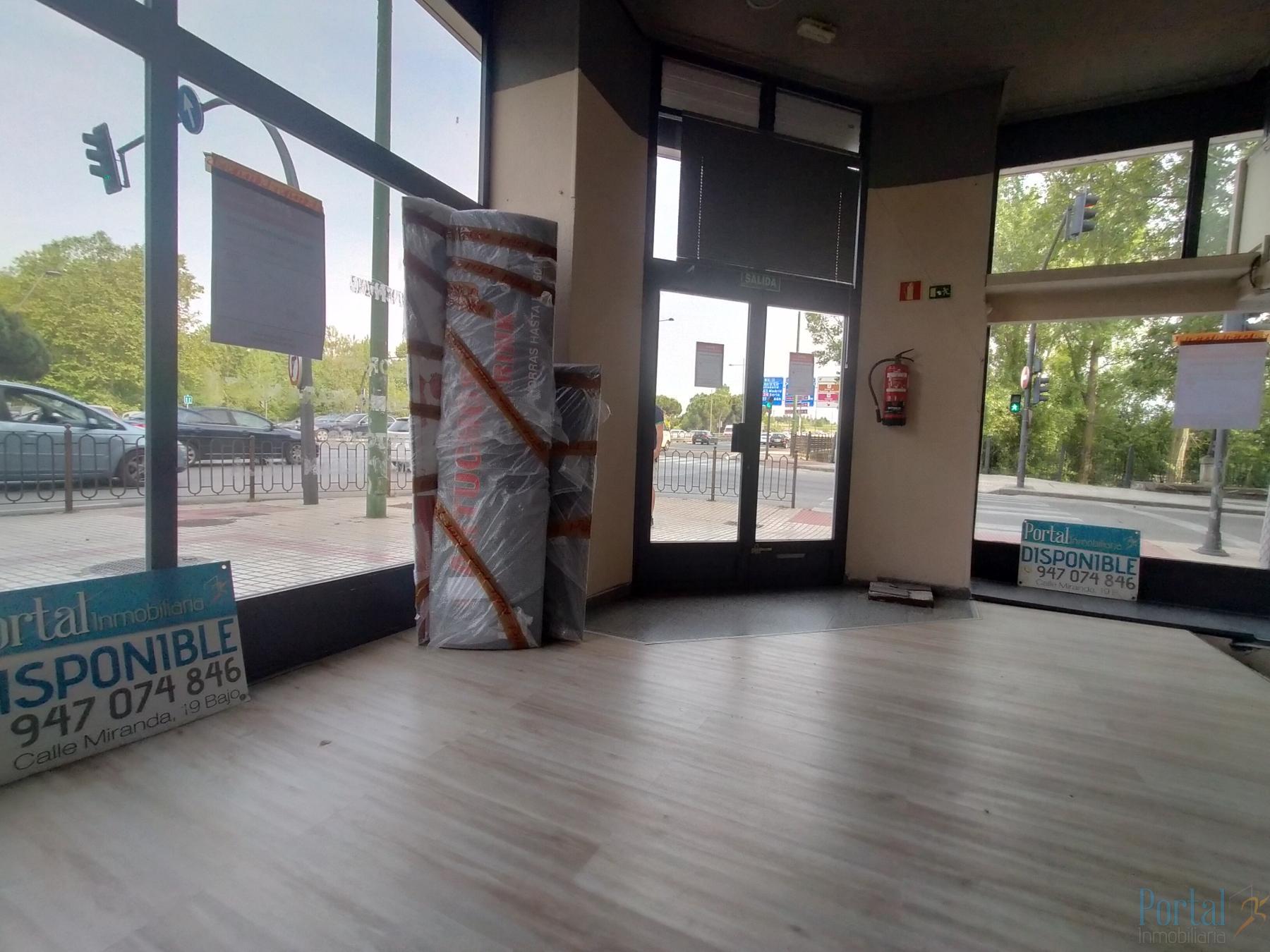 For rent of commercial in Burgos