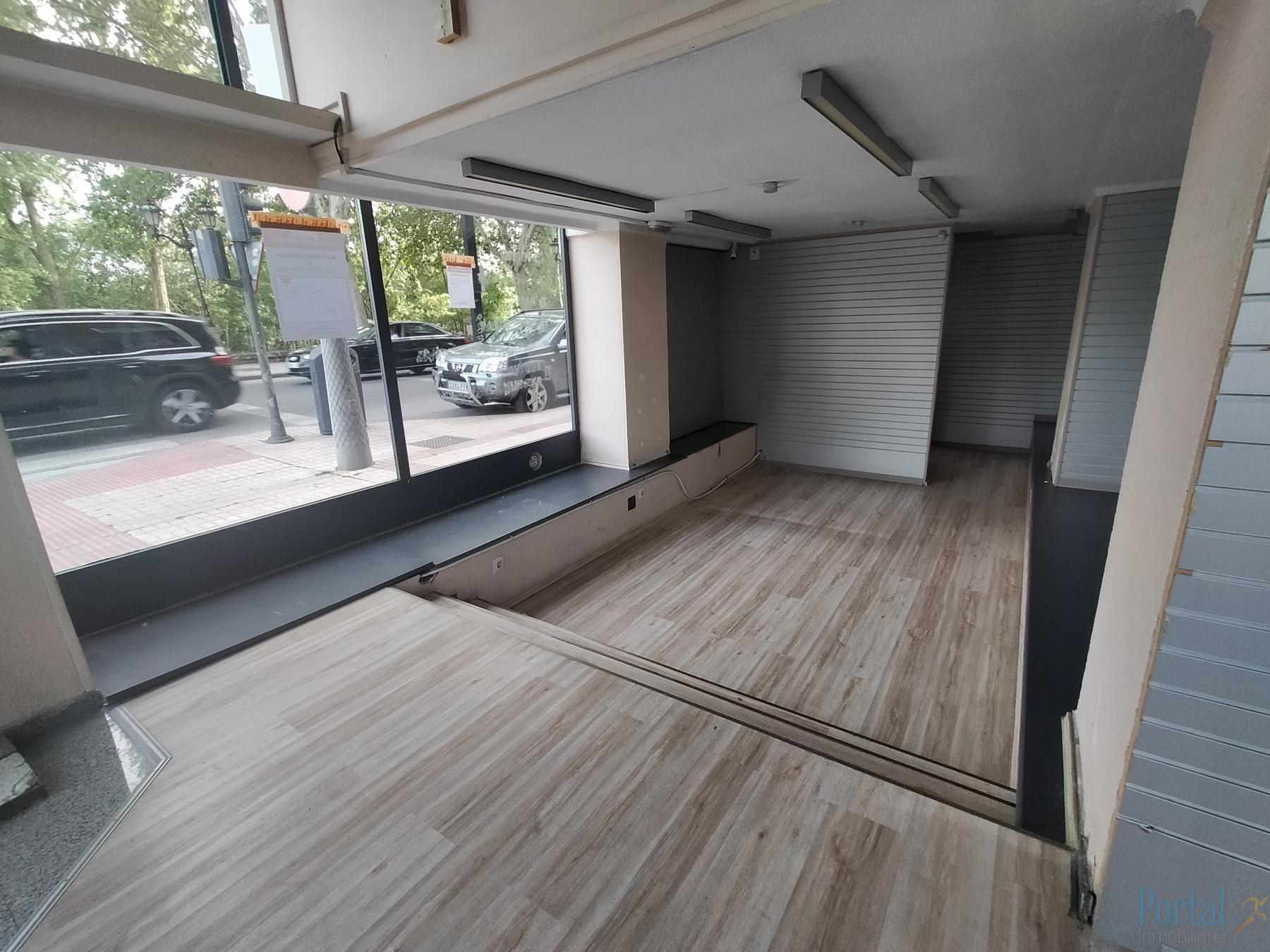 For rent of commercial in Burgos