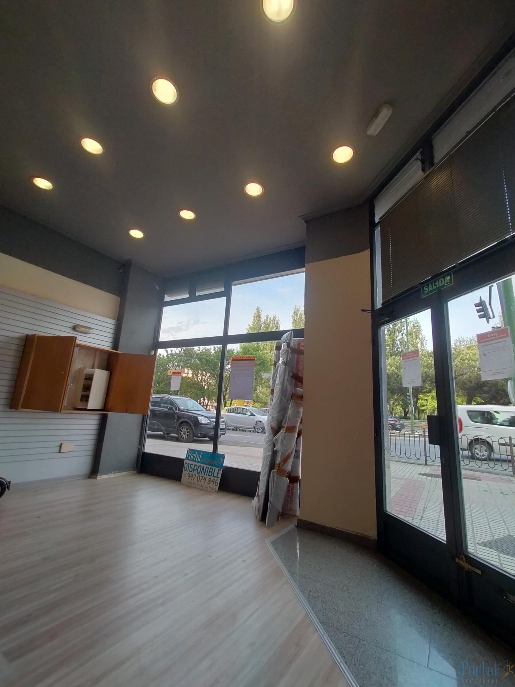 For rent of commercial in Burgos