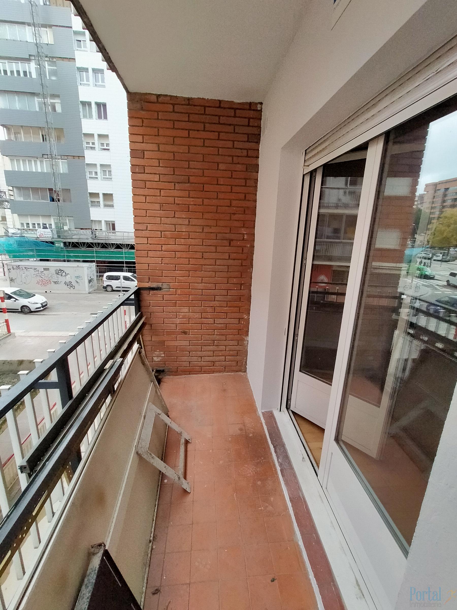 For rent of office in Burgos
