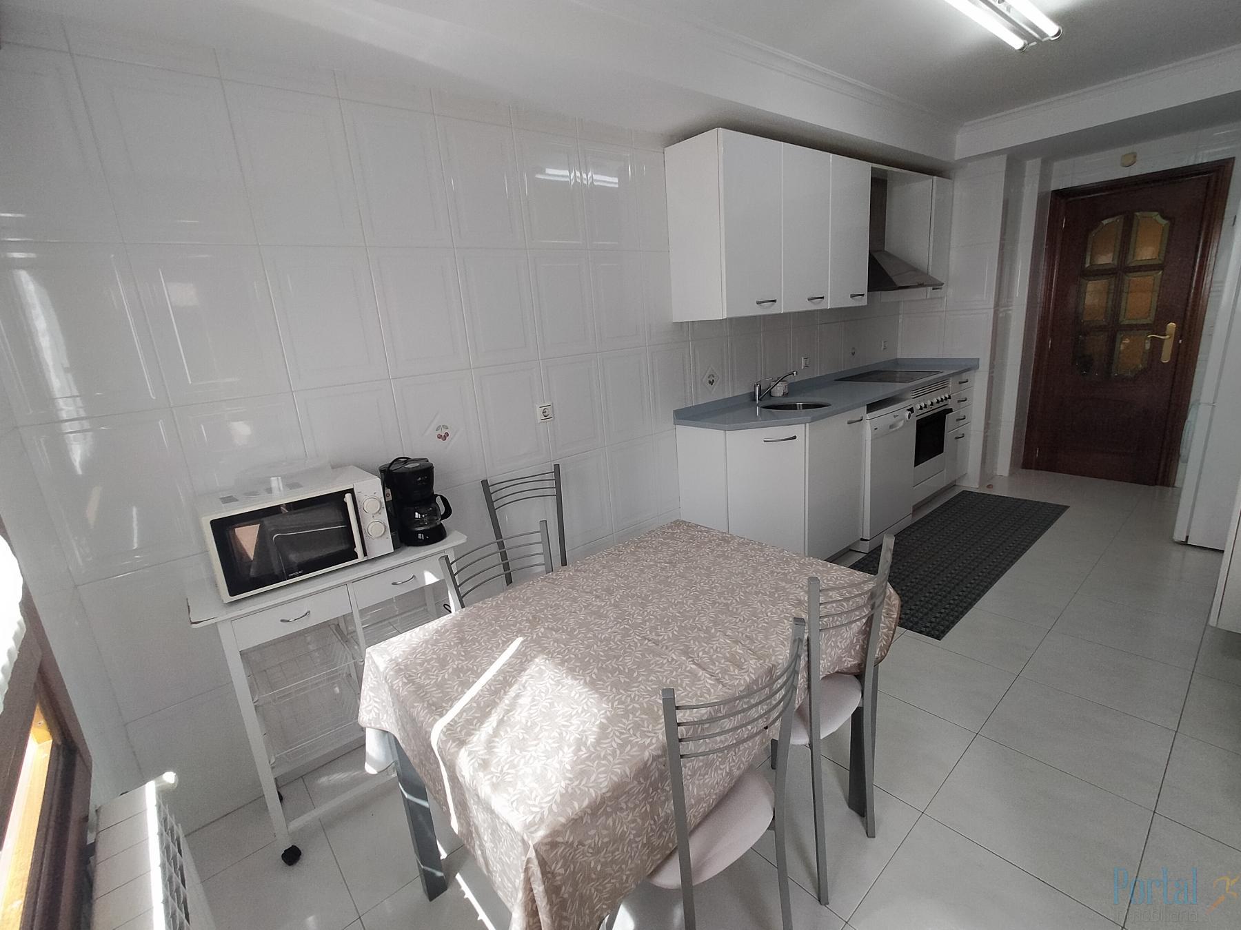 For sale of flat in Burgos
